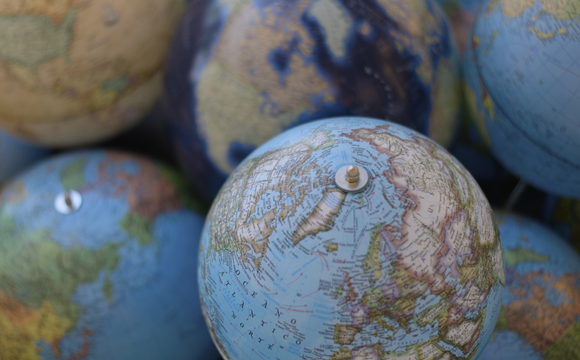 The History and Evolution of Globes