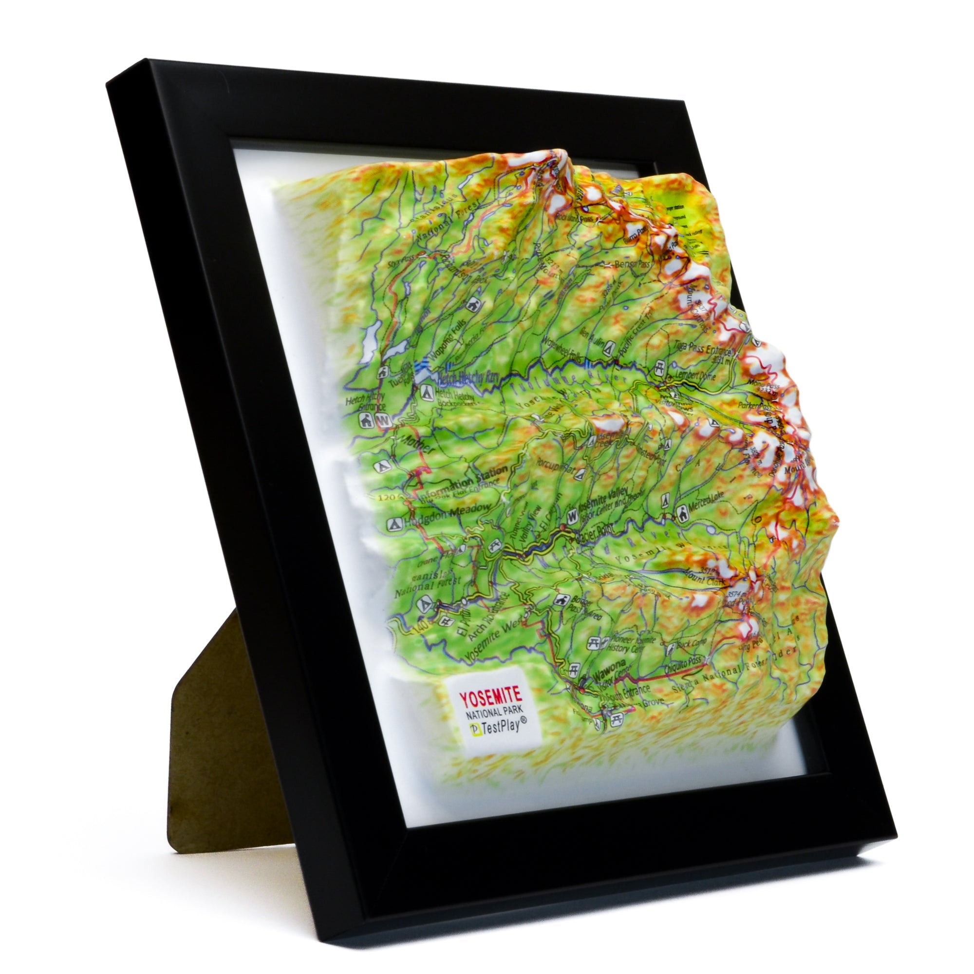 TestPlayNA 3D raised relief map of Yosemite National Park showing El Capitan, Half Dome, and waterfalls